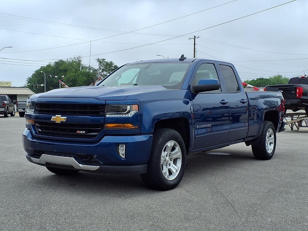 2017 CHEVROLET Silverado