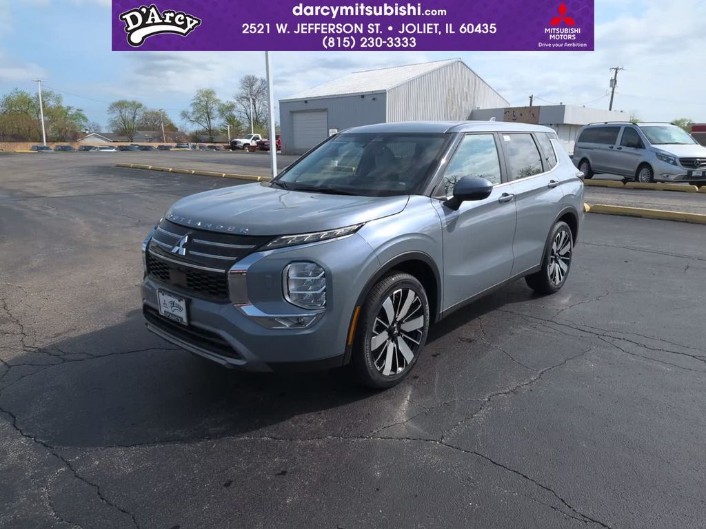 2026 MITSUBISHI Outlander