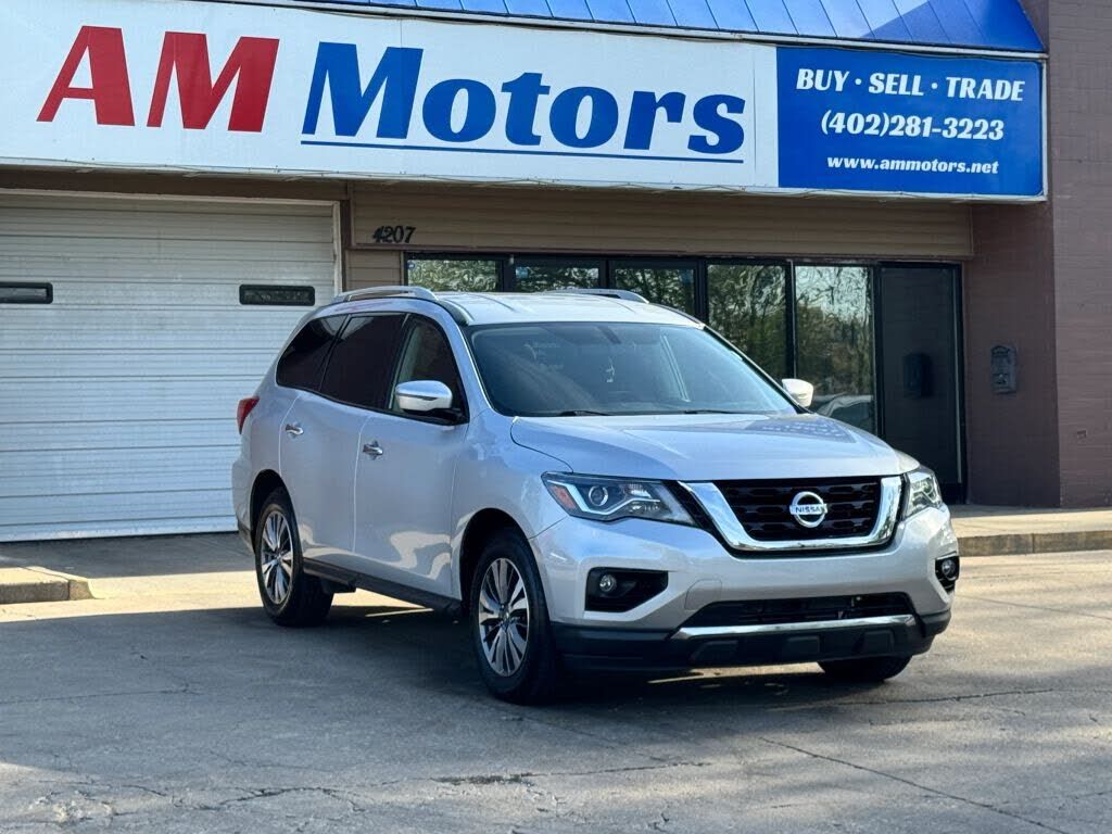 2020 NISSAN Pathfinder