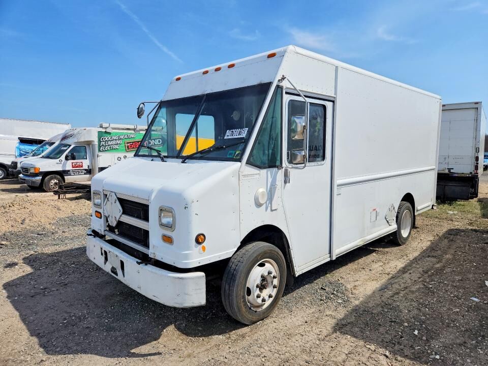 2007 FREIGHTLINER MT 45 HEV Chassis