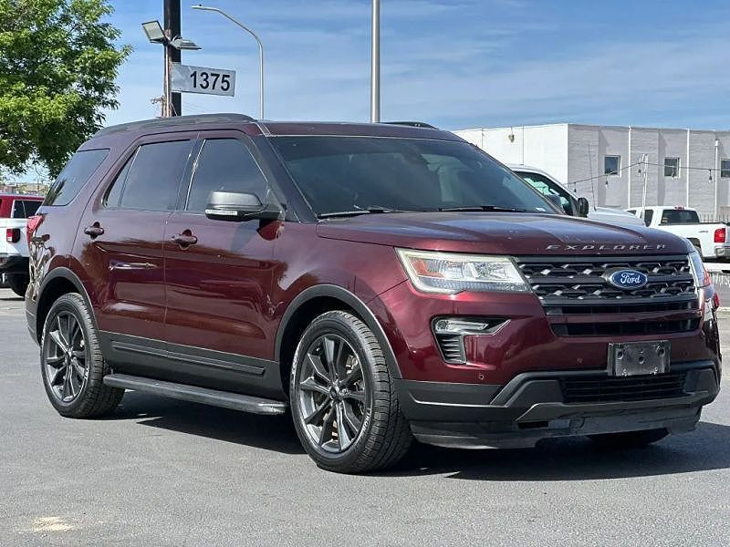 2018 FORD Explorer