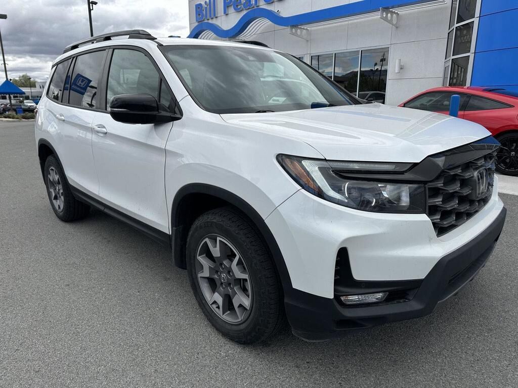 2023 HONDA Passport