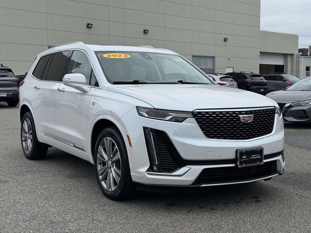 2023 CADILLAC XT6