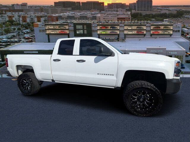 2017 CHEVROLET Silverado