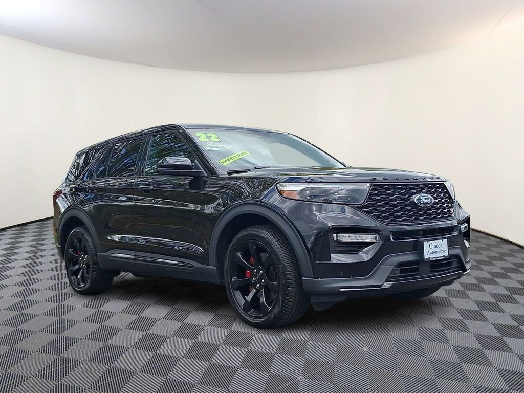 2022 FORD Explorer