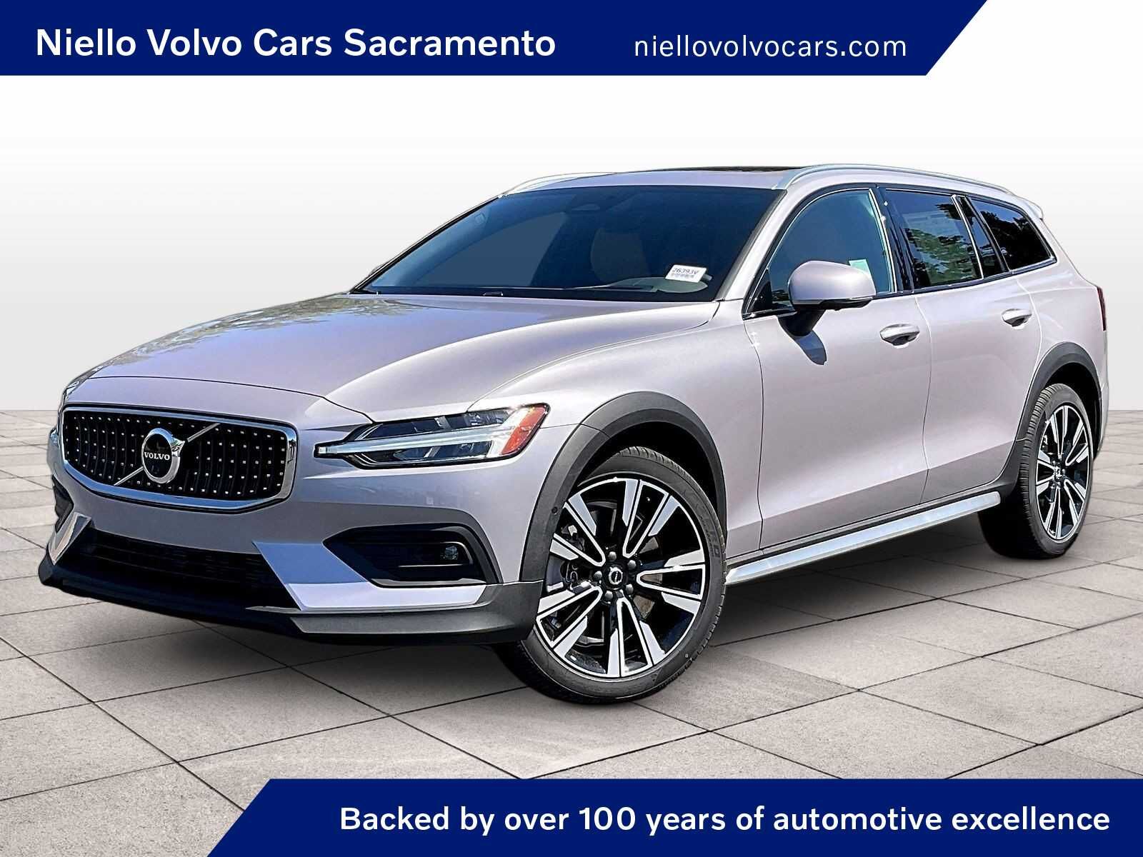 2026 VOLVO V60CC