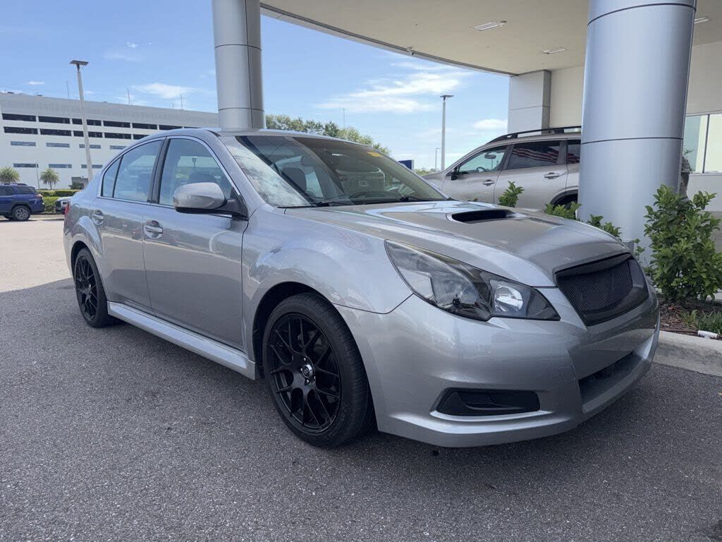 2010 SUBARU Legacy