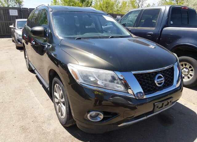 2015 NISSAN Pathfinder