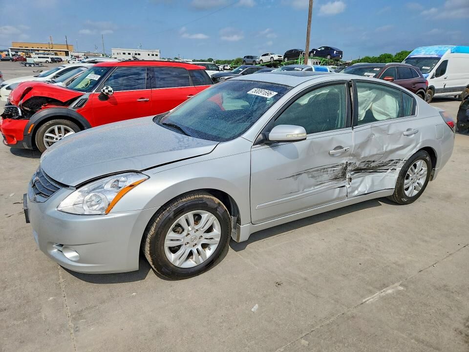 2012 NISSAN Altima