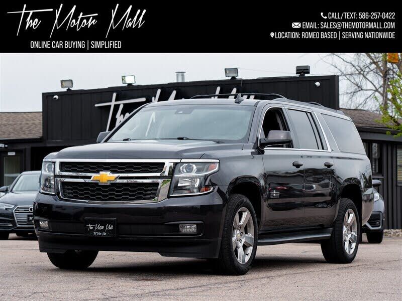 2017 CHEVROLET Suburban