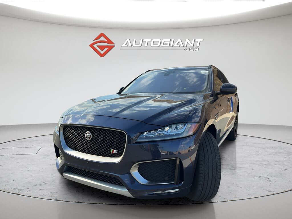 2017 JAGUAR F-Pace