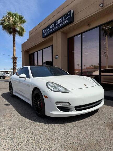 2012 PORSCHE Panamera