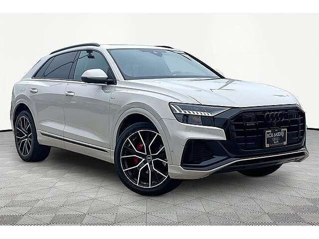 2023 AUDI Q8