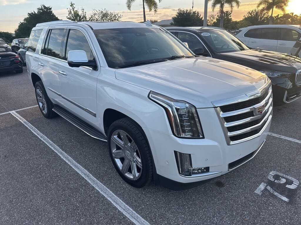 2020 CADILLAC Escalade