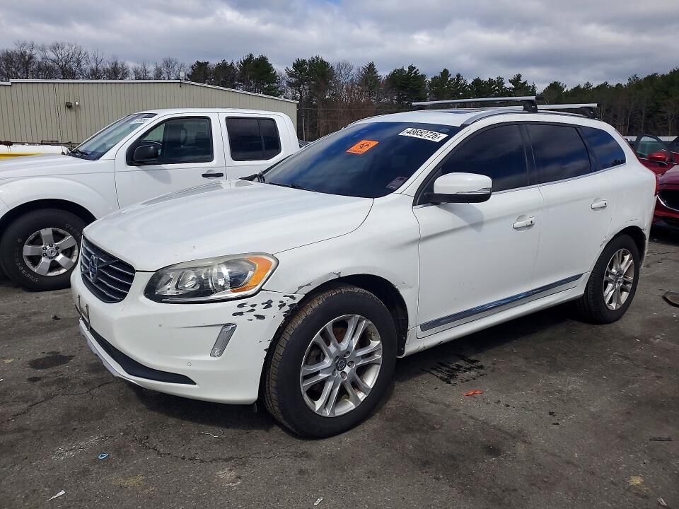 2015 VOLVO XC60
