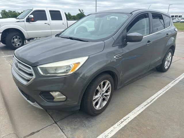 2017 FORD Escape