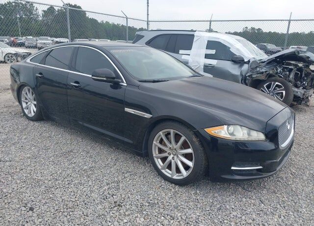 2013 JAGUAR XJ