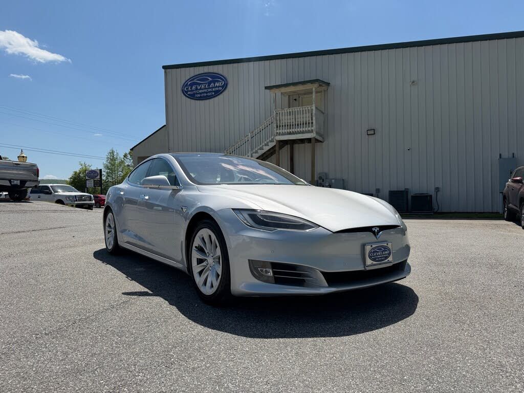 2017 TESLA Model S