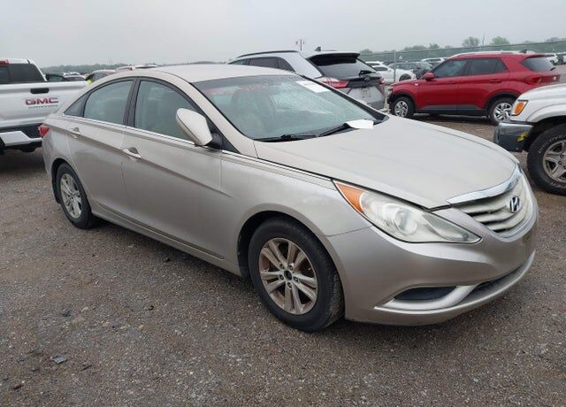 2011 HYUNDAI Sonata
