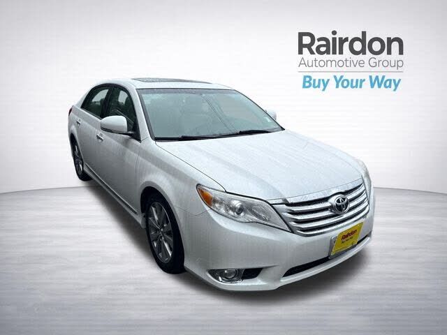 2011 TOYOTA Avalon