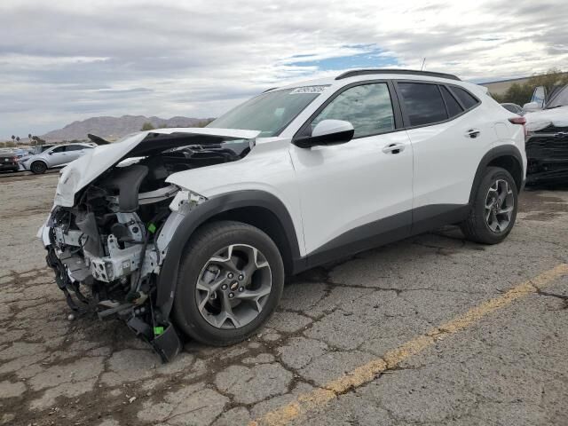 2024 CHEVROLET Trax