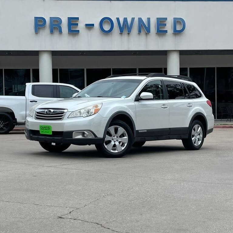 2012 SUBARU Outback