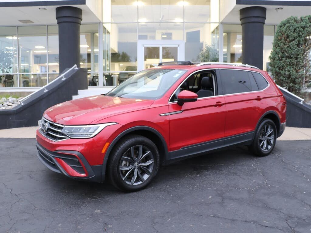 2022 VOLKSWAGEN Tiguan