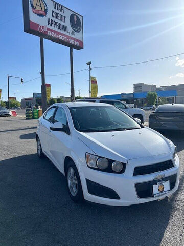 2016 CHEVROLET Sonic
