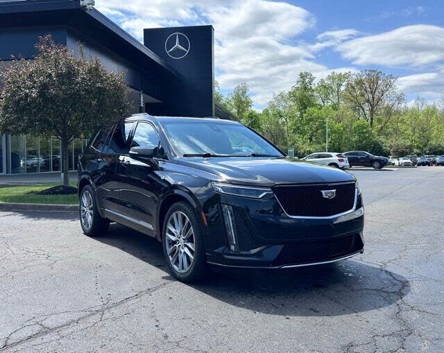 2021 CADILLAC XT6
