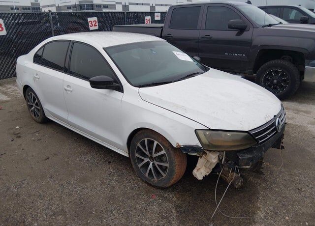 2016 VOLKSWAGEN Jetta