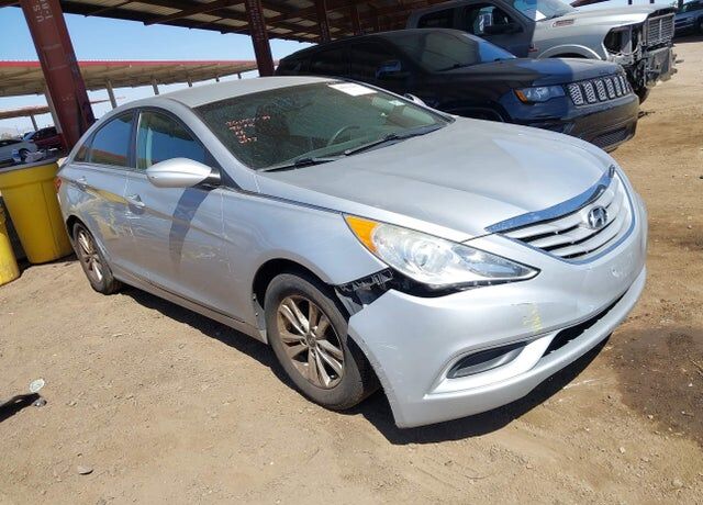 2013 HYUNDAI Sonata