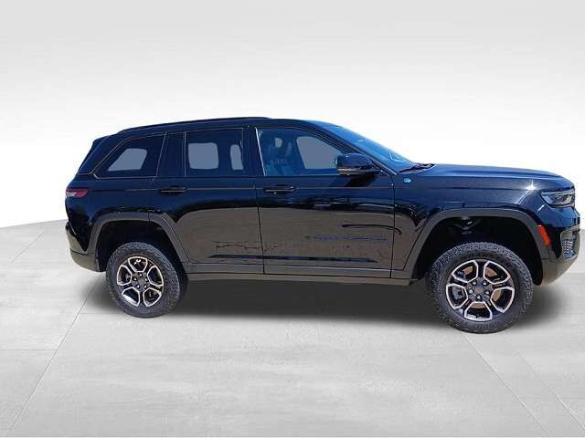 2022 JEEP Grand Cherokee