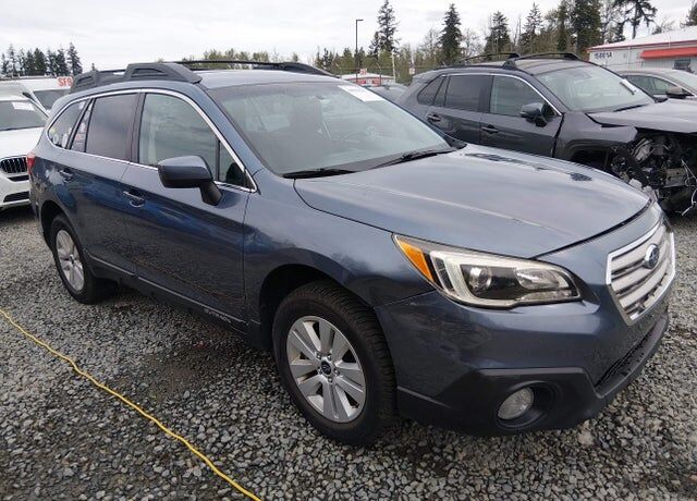 2016 SUBARU Outback