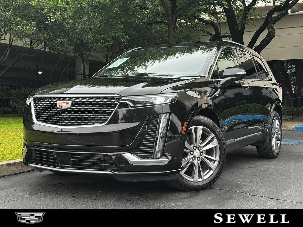 2025 CADILLAC XT6