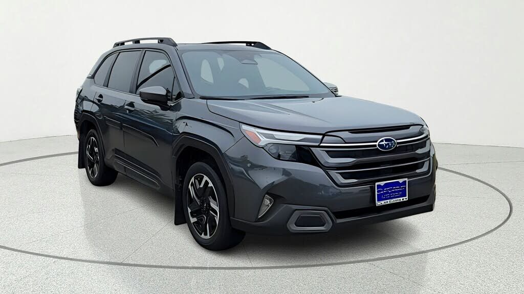 2025 SUBARU Forester