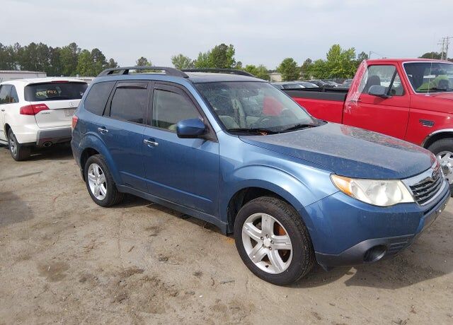 2010 SUBARU Forester