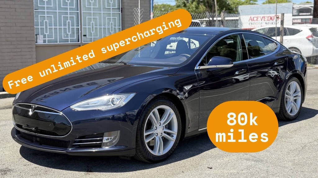 2015 TESLA Model S