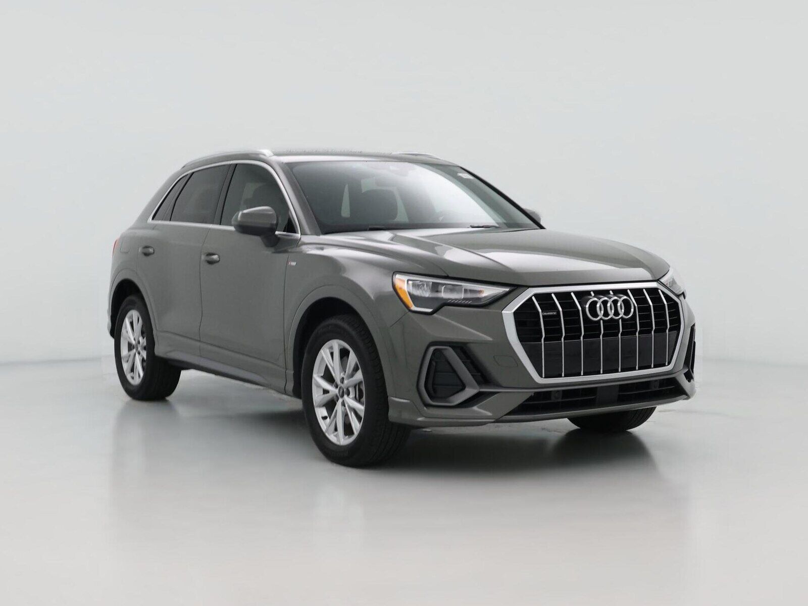2022 AUDI Q3
