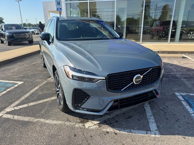 2023 VOLVO XC60