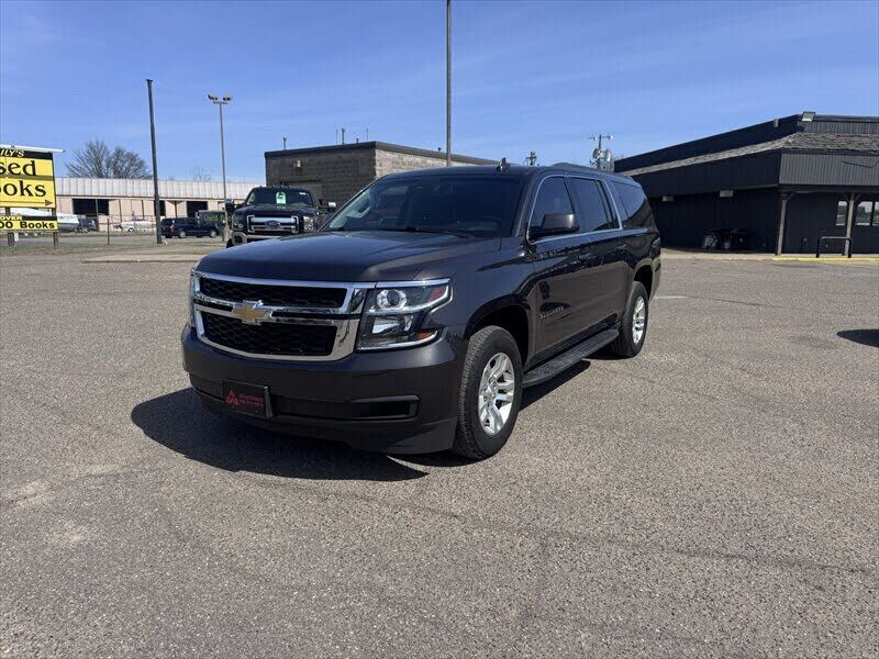 2017 CHEVROLET Suburban