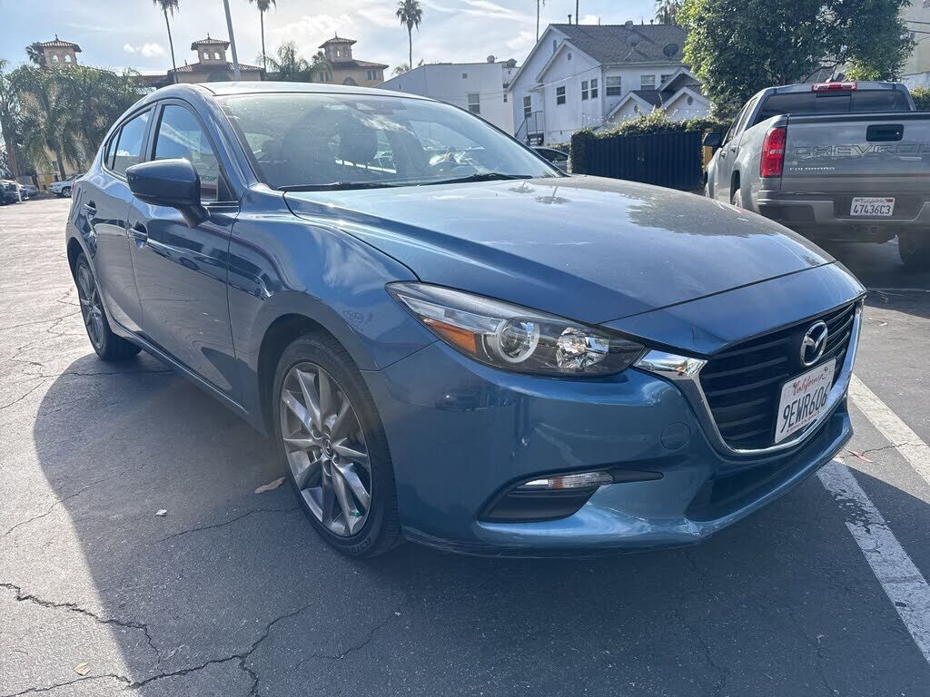 2018 MAZDA Mazda3