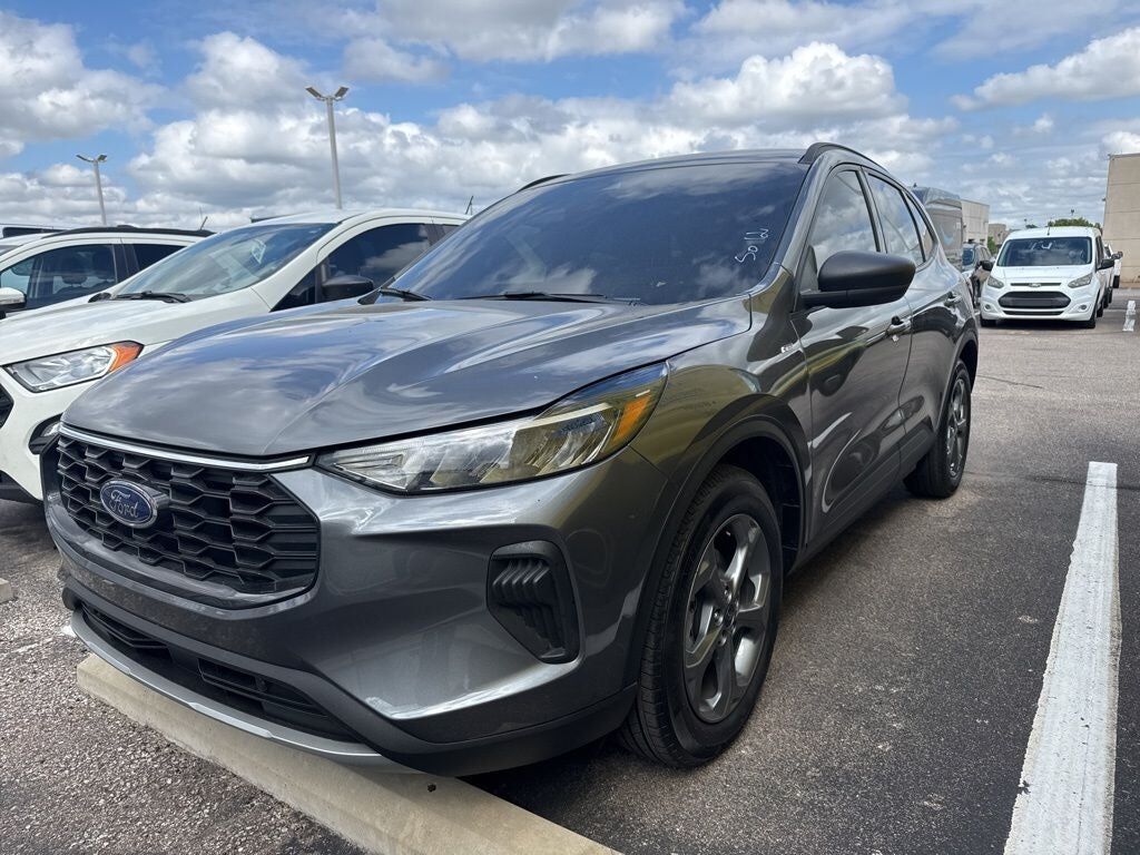 2025 FORD Escape