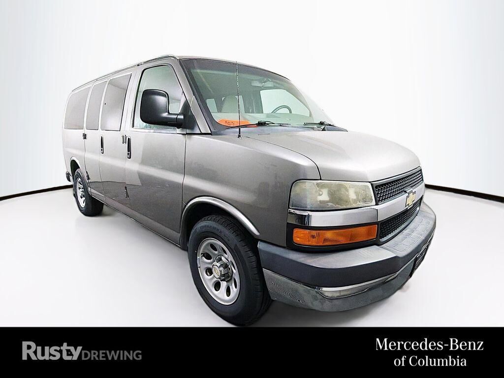 2011 CHEVROLET Express