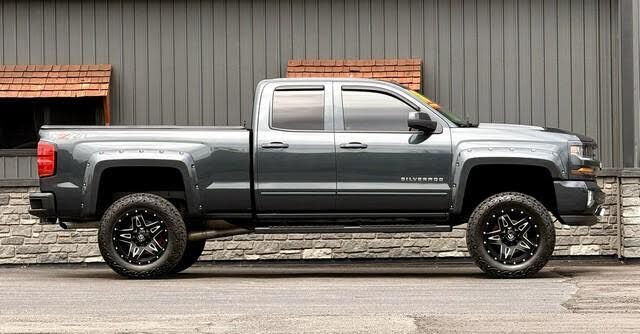 2018 CHEVROLET Silverado