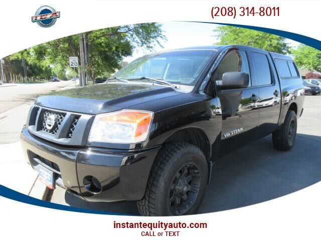 2012 NISSAN Titan