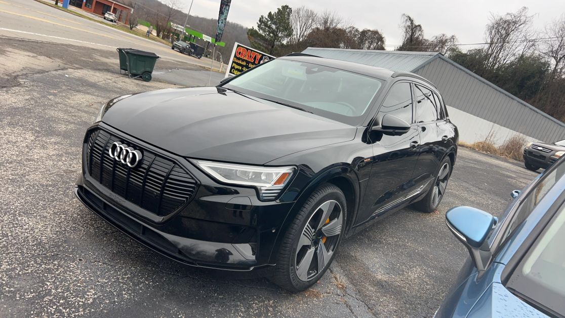 2023 Audi e-tron