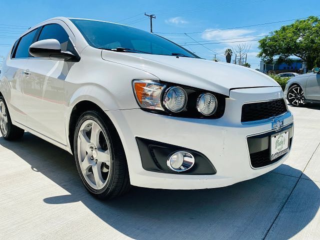 2016 CHEVROLET Sonic