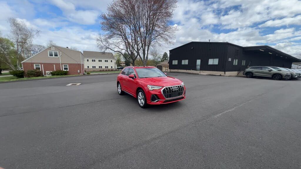 2022 Audi Q3