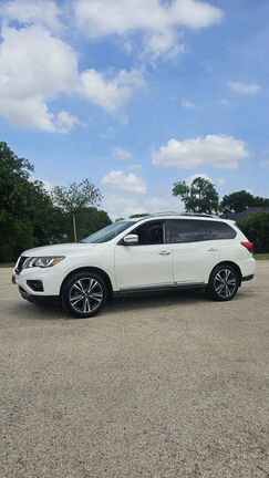 2018 NISSAN Pathfinder