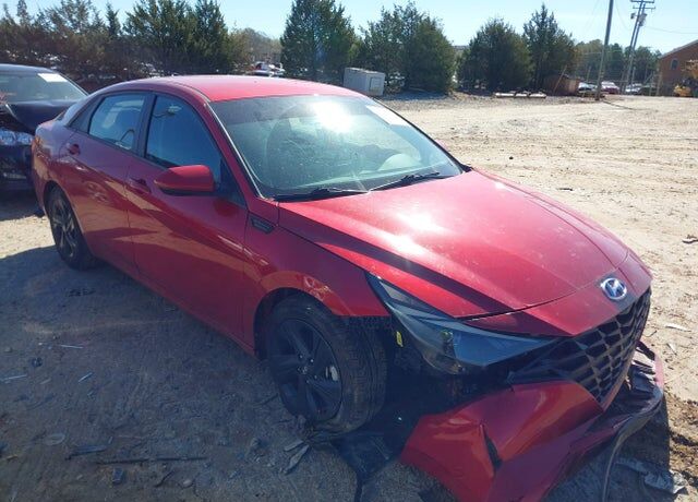 2023 HYUNDAI Elantra